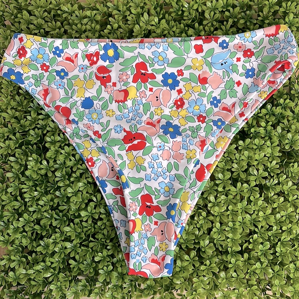 White Floral Bikini Bottoms | Size Large